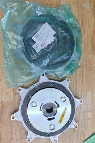 ZF3313316016 – Centa CF-R Torsional Coupling Ø320 mm, 0.25–15 kNm, for ZF 63/68/80/85 Gearboxes

The ZF 3313316016 Centa CF-R High Inertia Torsional Coupling is designed to deliver superior vibration damping and smooth torque transmission in marine propulsion and industrial powertrain systems. Compatible with ZF 63/68A/IV, 80A/IV, and 85A/IV gear systems, this coupling is engineered with CENTALAN or HD elastomers, offering high resistance to wear, torsional stress, and temperature fluctuations from –45 °C to +130 °C.